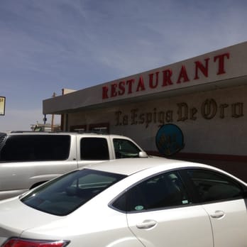 La Espiga De Oro - cars parked in front of a restaurant - Mexican Near Me - Clovis, New Mexico La Espiga De Oro - cars parked in front of a restaurant - Mexican Near Me - Clovis, New Mexico
