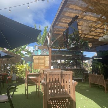The Garden - Beer Gardens Near Me - Kailua, Hawaii The Garden - Beer Gardens Near Me - Kailua, Hawaii