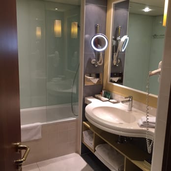 Hilton Prague Old Town - Beautiful bathroom, ropes included! - Hotels Near Me - Prague, Puerto Rico