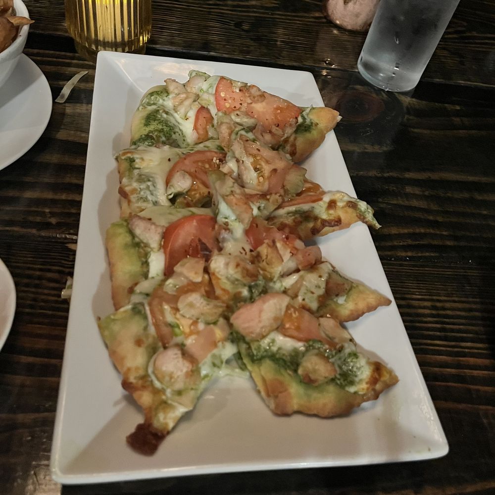 Crafted Cocktail Co. - Crafted Flatbread  @Crafted Cocktail - Cocktail Bars Near Me - Richmond Hill, Georgia