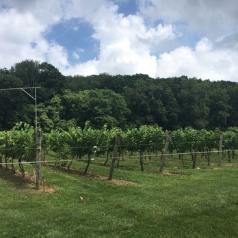 White Silo Farm & Winery - Wineries Near Me - Sherman, Connecticut White Silo Farm & Winery - Wineries Near Me - Sherman, Connecticut
