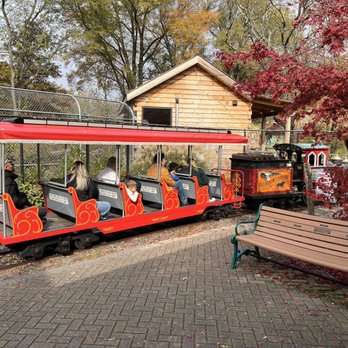 Bergen County Zoo - Zoos Near Me - Paramus, New Jersey