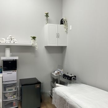 Moon Beauty Salon - Threading Services Near Me - Frisco, Texas Moon Beauty Salon - Threading Services Near Me - Frisco, Texas