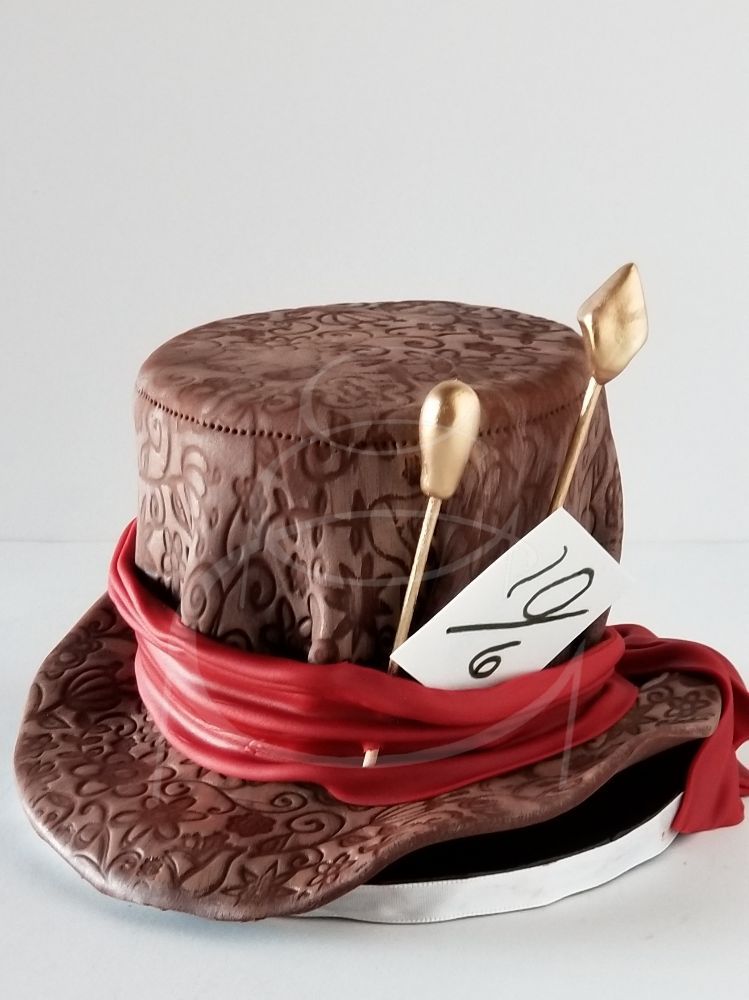 Crystal's Cake Creations Logo