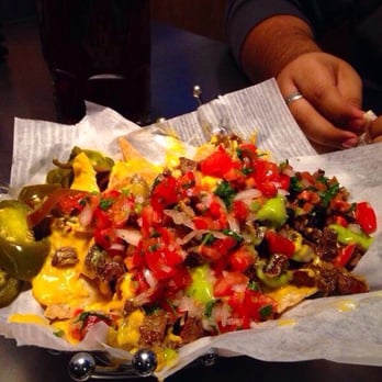 Lois - Nachos con Carne - Bars Near Me - Mexicali, BCN Lois - Nachos con Carne - Bars Near Me - Mexicali, BCN