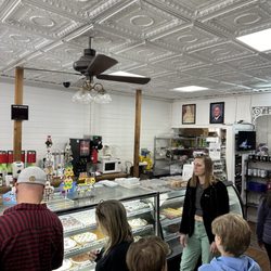 Naegelin's Bakery - Display area