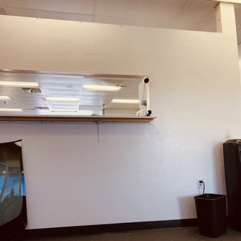 Arizona Custom Glass Tinting - Waiting area - Car Window Tinting Near Me - Tempe, Arizona