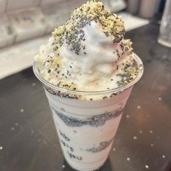 HB Wellness - This is the banana cream pie that has Chia seeds and hemp seeds layered throughout - Juice Bars & Smoothies Near Me - Scottsdale, Arizona HB Wellness - This is the banana cream pie that has Chia seeds and hemp seeds layered throughout - Juice Bars & Smoothies Near Me - Scottsdale, Arizona