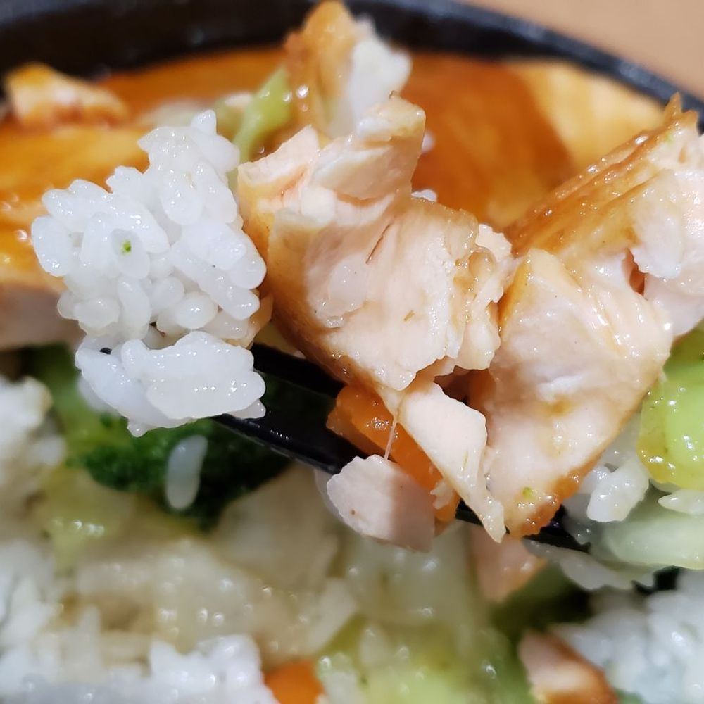 Regular Grilled Salmon Bowl Regular Grilled Salmon Bowl