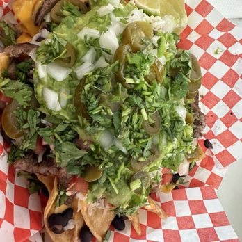 Jalapenos 808 - Nachos carne asada - Mexican Near Me - Kailua, Hawaii Jalapenos 808 - Nachos carne asada - Mexican Near Me - Kailua, Hawaii