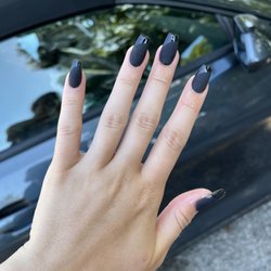 The Room Nail Bar - Full set with matte and gloss finish