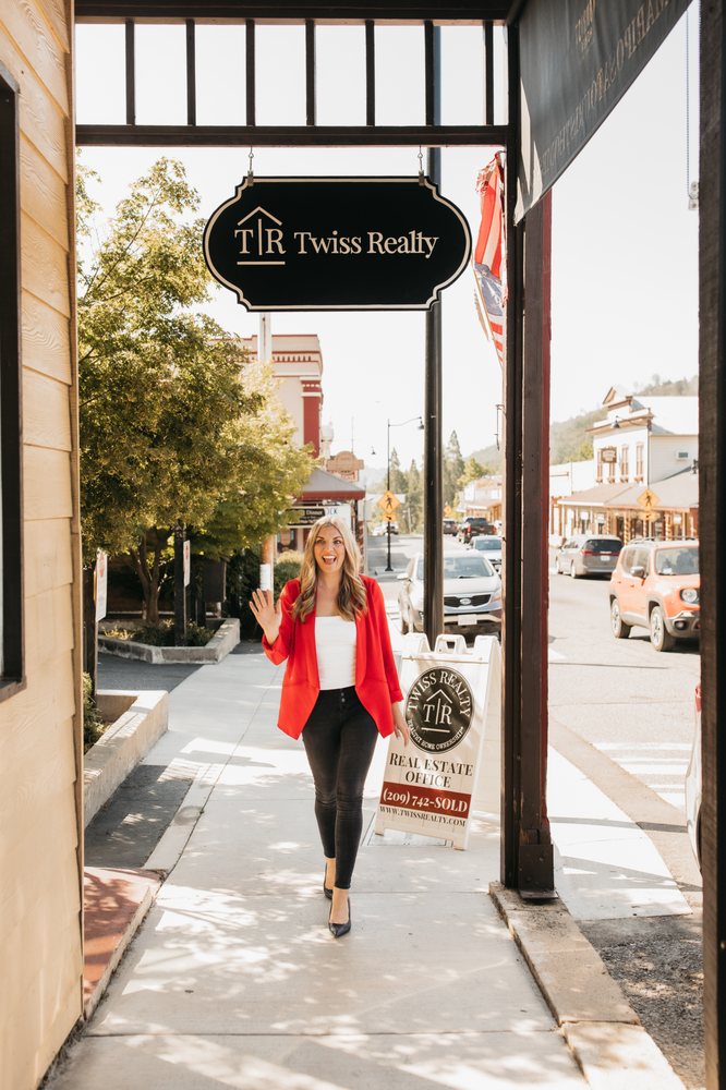 TWISS REALTY Updated September 2024 5071 Cole Rd, Mariposa