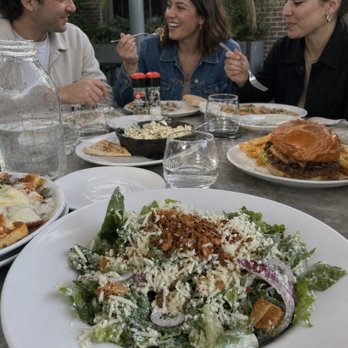 Roosevelt's - Gastropubs Near Me - Tulsa, Oklahoma Roosevelt's - Gastropubs Near Me - Tulsa, Oklahoma