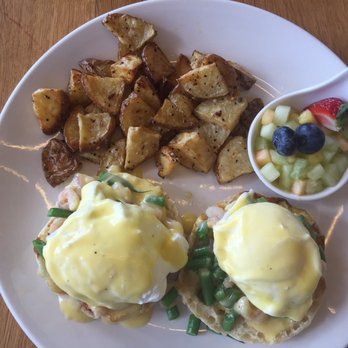 Berry Hill Food Co - Green beans and shrimp Benny - Caterers Near Me - Oshawa, Ontario