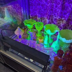 Antiques & Collectibles - Glows