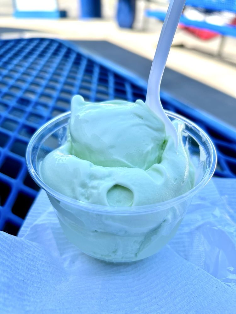 Hibbard's Custard & Drive In Logo