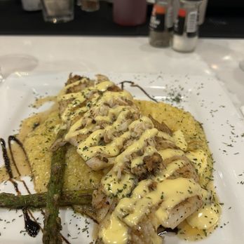 Blue Drum - Grouper with grits - Seafood Near Me - Little River, South Carolina Blue Drum - Grouper with grits - Seafood Near Me - Little River, South Carolina
