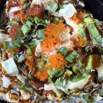 PokiTomik - Fresh and Quality! - Poke Near Me - Woodland Hills, California