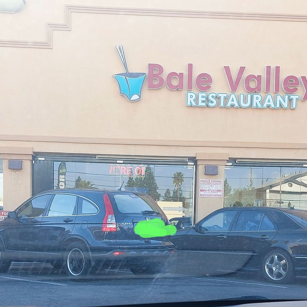 Bale Valley Restaurant - Vietnamese Near Me - Canoga Park, California