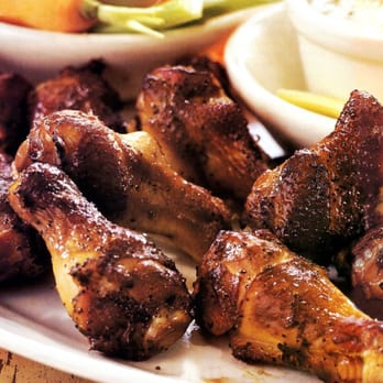 Route 66 Valencia - Alitas BBQ, sencillo pero un placer comerlas con las manos, mojando en su salsa BBQ - American Near Me - Valencia, V Route 66 Valencia - Alitas BBQ, sencillo pero un placer comerlas con las manos, mojando en su salsa BBQ - American Near Me - Valencia, V