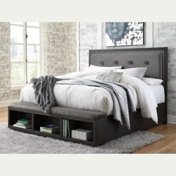 Universal Furniture Store