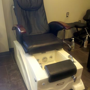 Ray's Campus Salon - Hair Salons Near Me - Indianapolis, Indiana Ray's Campus Salon - Hair Salons Near Me - Indianapolis, Indiana
