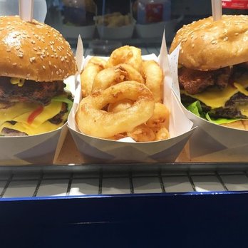 8Bit - Burgers and onion rings - Burgers Near Me - Melbourne, VIC 8Bit - Burgers and onion rings - Burgers Near Me - Melbourne, VIC