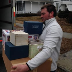 Moving Made EZ - Team member Tony on the job.