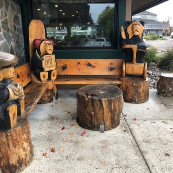 Black Bear Diner Sunnyvale - Outdoor Front Entrance - Breakfast & Brunch Near Me - Sunnyvale, California Black Bear Diner Sunnyvale - Outdoor Front Entrance - Breakfast & Brunch Near Me - Sunnyvale, California