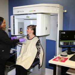 Lakeway Cosmetic Dentistry - CT scan to evaluate bone for dental implants