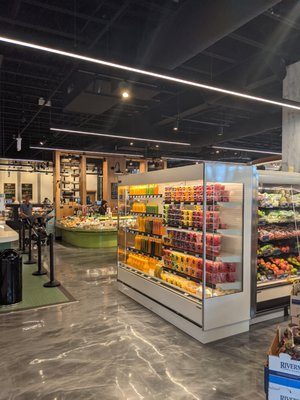 Dom's Kitchen & Market by null