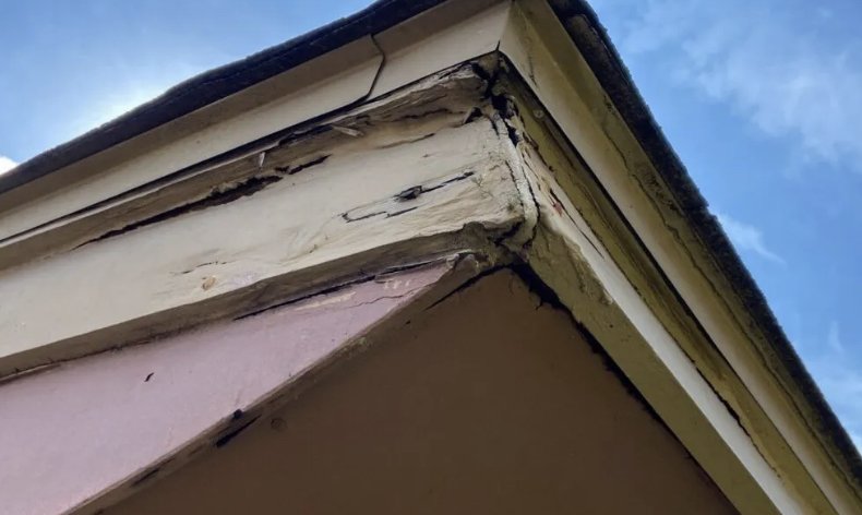 Slide of Leon’s Roofing Repairs