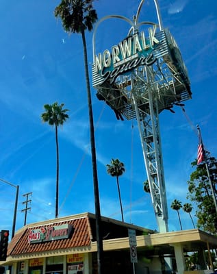 Norwalk Town Square by null