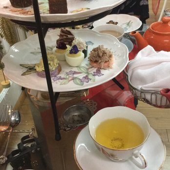 Tea at 1024 - Choose your own tea cup and saucer! - Tea Rooms Near Me - Honolulu, Hawaii Tea at 1024 - Choose your own tea cup and saucer! - Tea Rooms Near Me - Honolulu, Hawaii