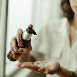 O.liv Body Bar - We Eminence Organic Skincare