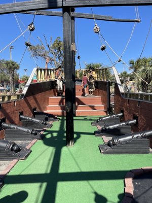 Black Pearl Mini Golf by null