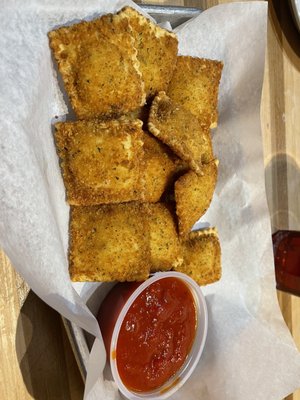 Elliot's Wood Fired Kitchen & Tap by null