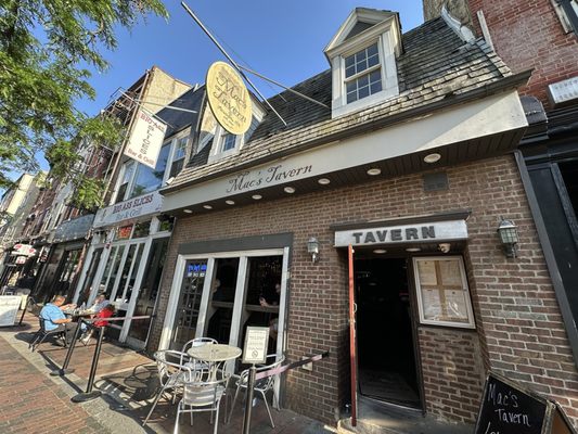 Mac's Tavern by null