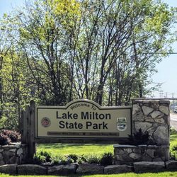 Lake Milton State Park - Signage at Lake Milton State Park