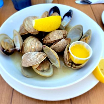 Carr's Oyster Bar - Seafood Near Me - Stanley Bridge, Prince Edward Island Carr's Oyster Bar - Seafood Near Me - Stanley Bridge, Prince Edward Island