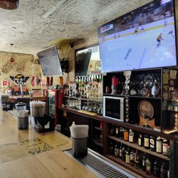Hooliganz - Great food, excellent location, cold beer, and personal service.