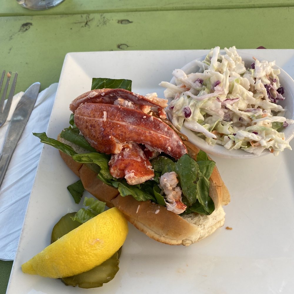 Amazing lobster roll.
