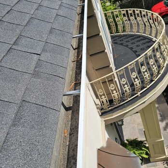 Masbling Astar Services - Added Brackets to Eavesdrop - Gutter Services Near Me - Brampton, Ontario Masbling Astar Services - Added Brackets to Eavesdrop - Gutter Services Near Me - Brampton, Ontario