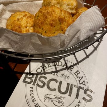 Red Lobster - Cheddar Bay Biscuits - Seafood Near Me - Fairfax, Virginia