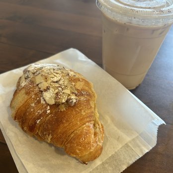 Toasted - Dulce de leche iced latte - Coffee & Tea Near Me - Riverside, California Toasted - Dulce de leche iced latte - Coffee & Tea Near Me - Riverside, California