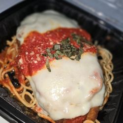Santelli Pizza & Pasta - Chicken Parmesan with spaghetti