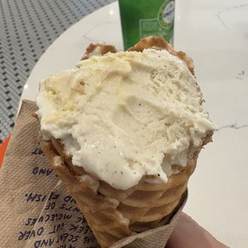 Jeni's Splendid Ice Creams - Ice Cream & Frozen Yogurt Near Me - Addison, Texas