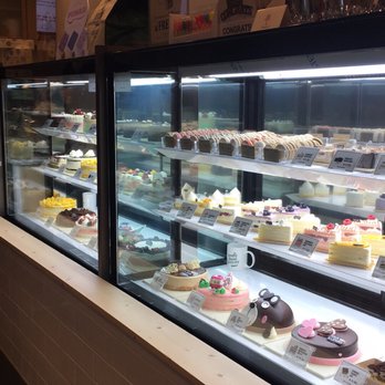 Tous Les Jours - Many variety of cakes - Coffee & Tea Near Me - Naperville, Illinois Tous Les Jours - Many variety of cakes - Coffee & Tea Near Me - Naperville, Illinois
