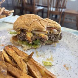 Poquoson Diner - 1/2 pound burger