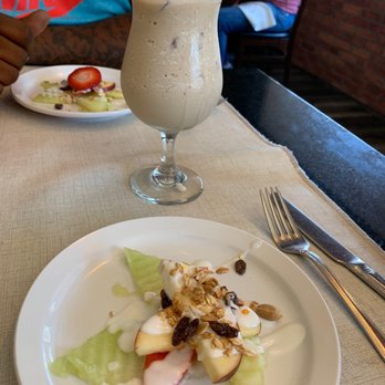 Marenca - Pina colada and complimentary fruit - Breakfast & Brunch Near Me - Tijuana, BCN